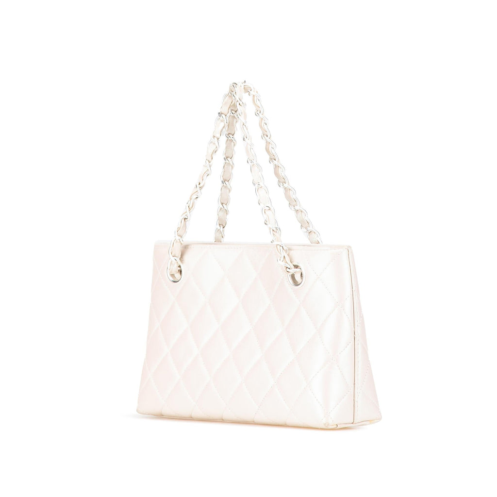 Chanel CC Quilted Irisdescent Lambskin Chain Handbag