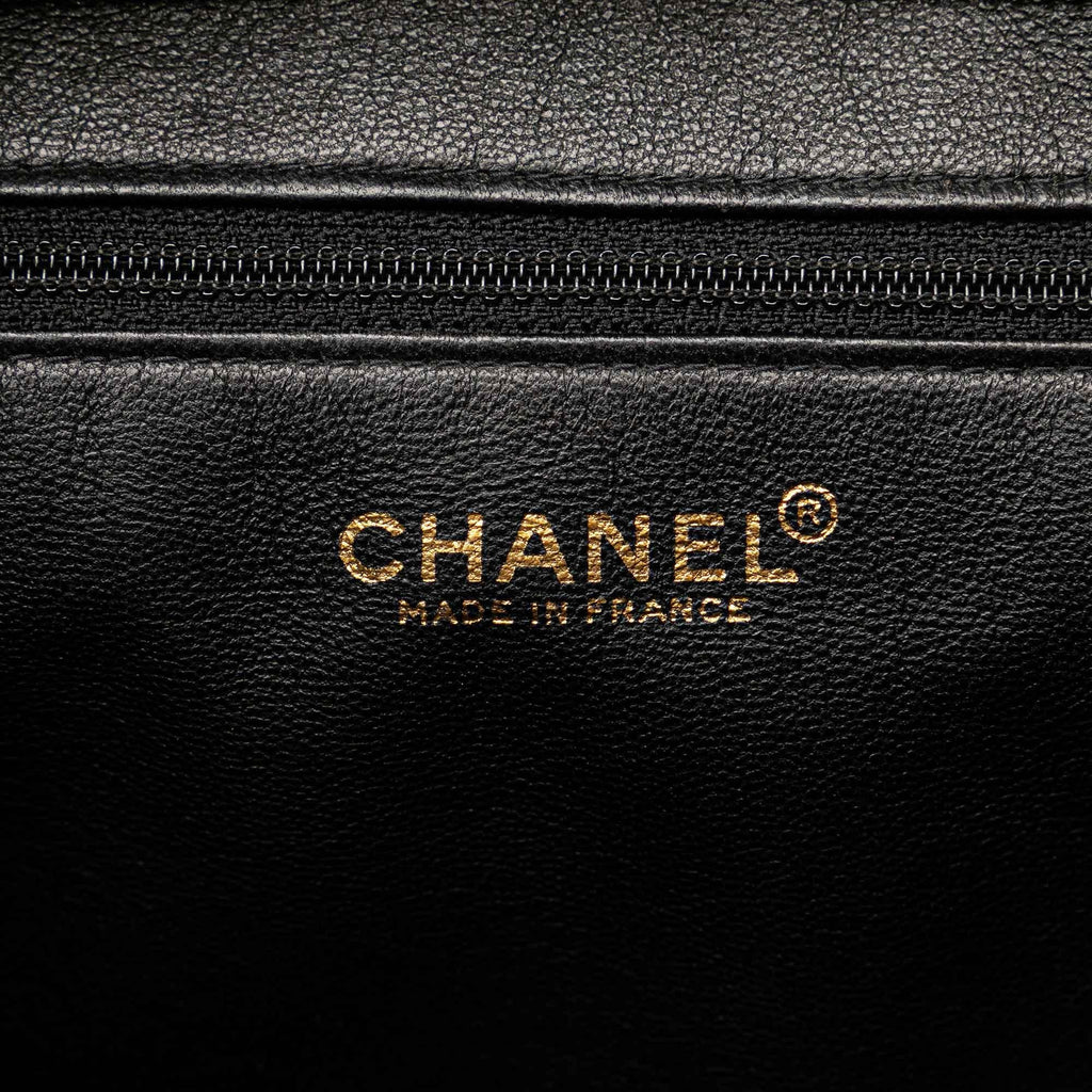 Chanel CC Quilted Jersey Tote (SHG-eUjRMY)
