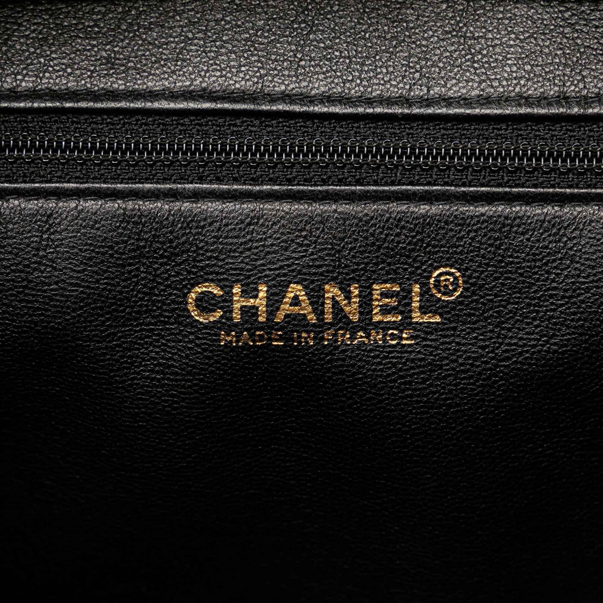 Chanel CC Quilted Jersey Tote (SHG-eUjRMY)