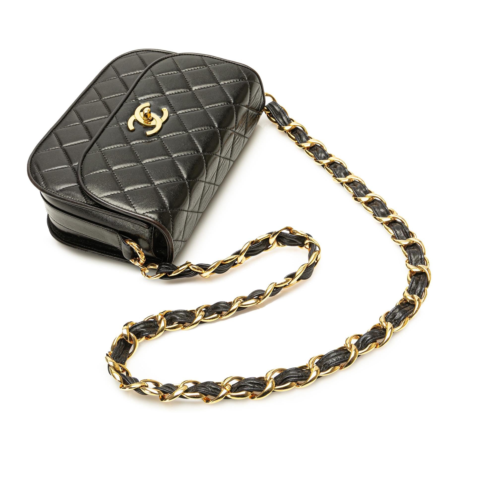 Chanel CC Quilted Lambskin Chain Flap