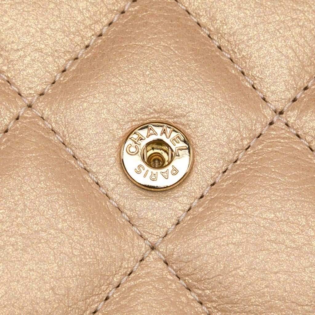 Chanel CC Quilted Lambskin Coin Charm Wallet on Chain (SHG-cXVvnN)
