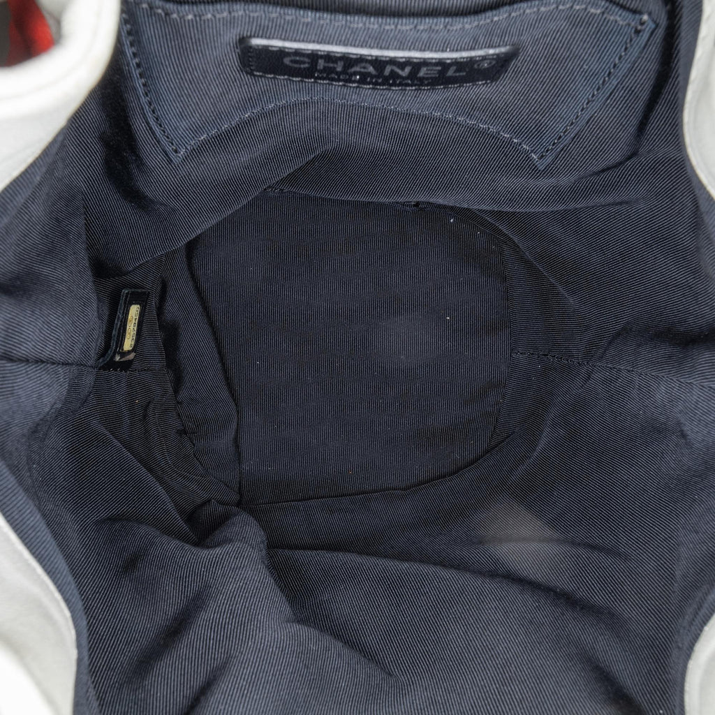 Chanel CC Quilted Lambskin Cuba Drawstring Bucket (SHG-Wj6GMI)