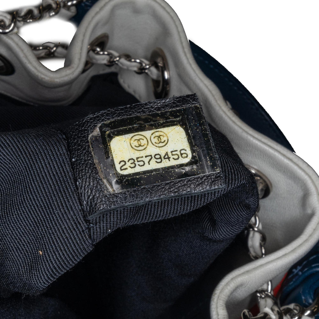 Chanel CC Quilted Lambskin Cuba Drawstring Bucket (SHG-Wj6GMI)