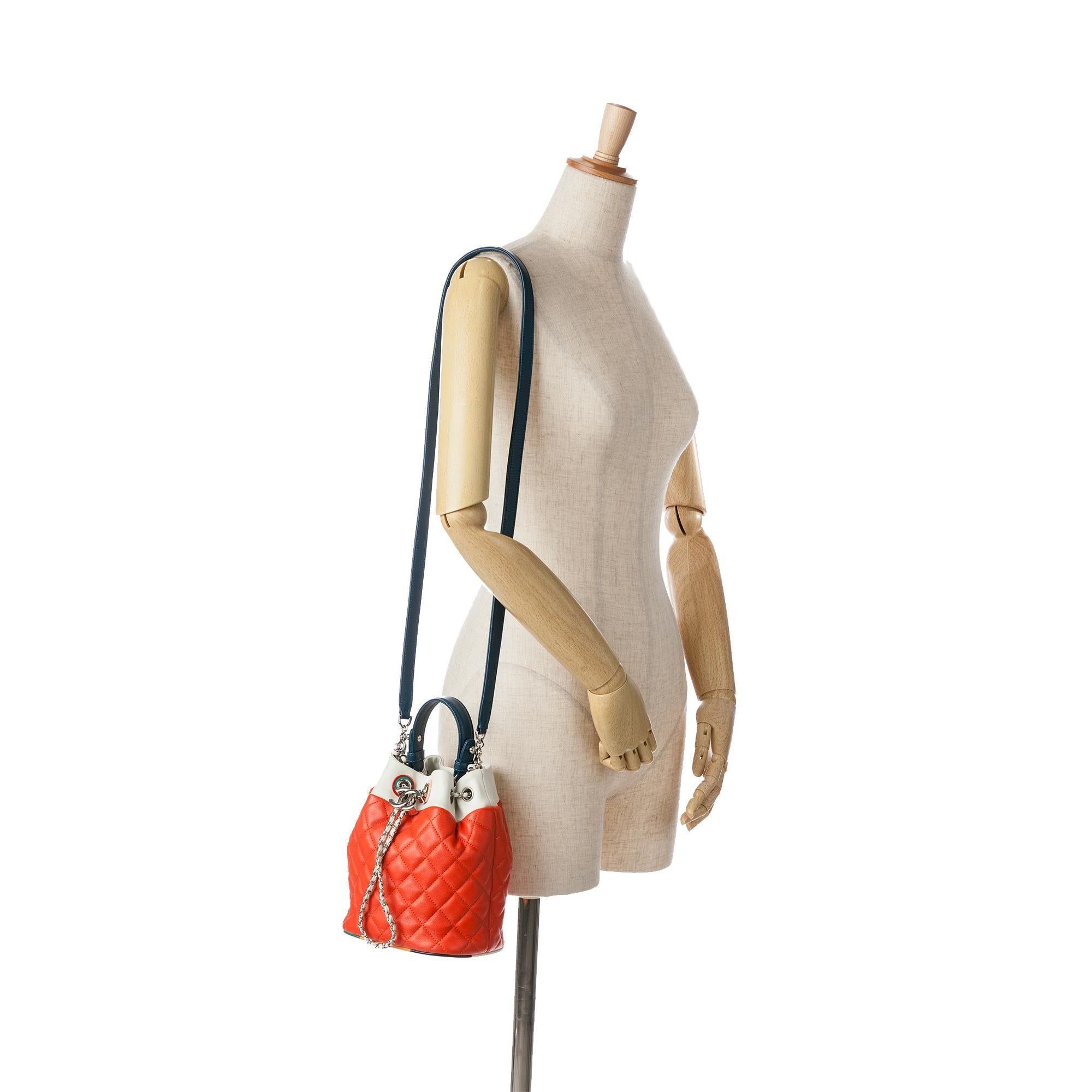Chanel CC Quilted Lambskin Cuba Drawstring Bucket (SHG-Wj6GMI)