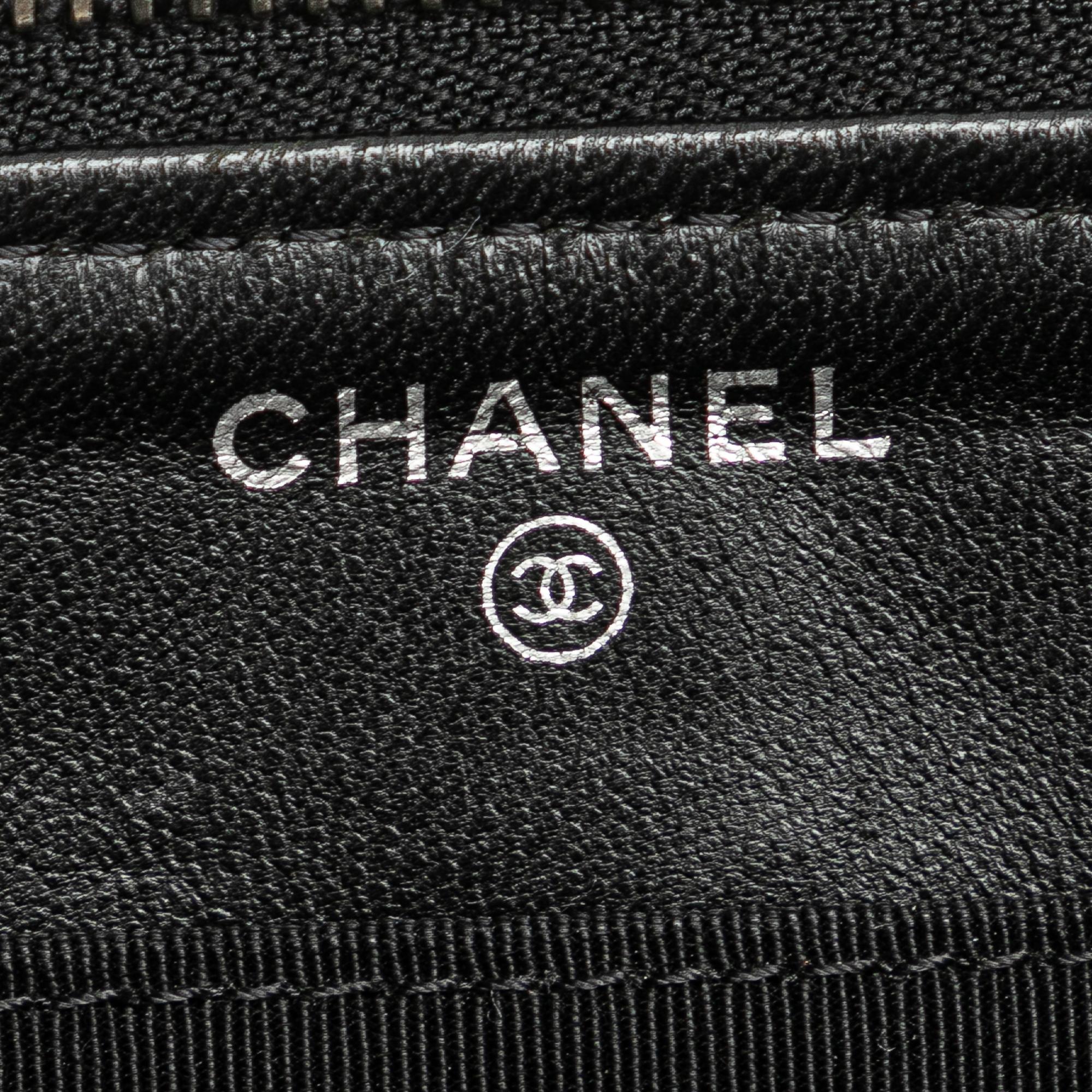 Chanel CC Quilted Lambskin Double Zip Clutch (SHG-9zutGz)