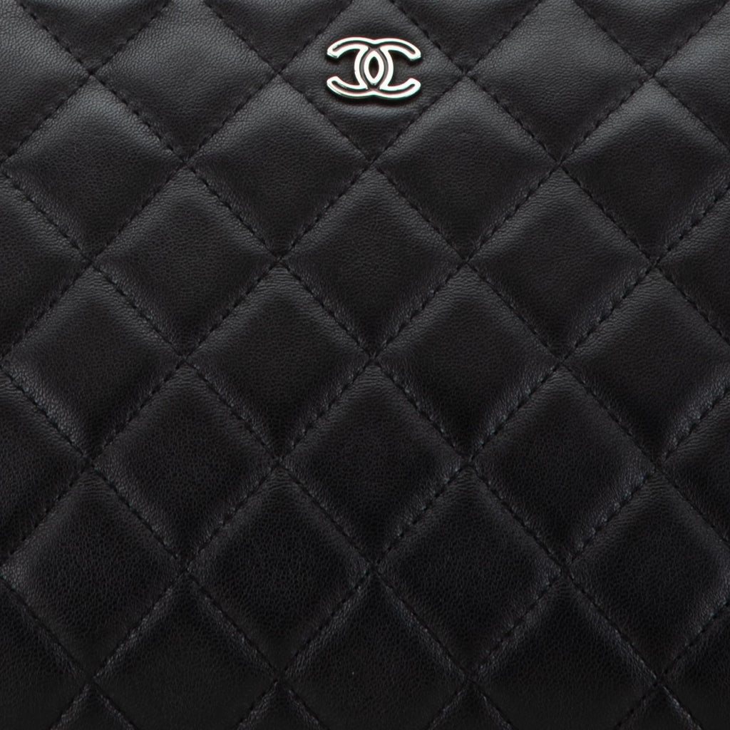 Chanel CC Quilted Lambskin Double Zip Clutch (SHG-9zutGz)