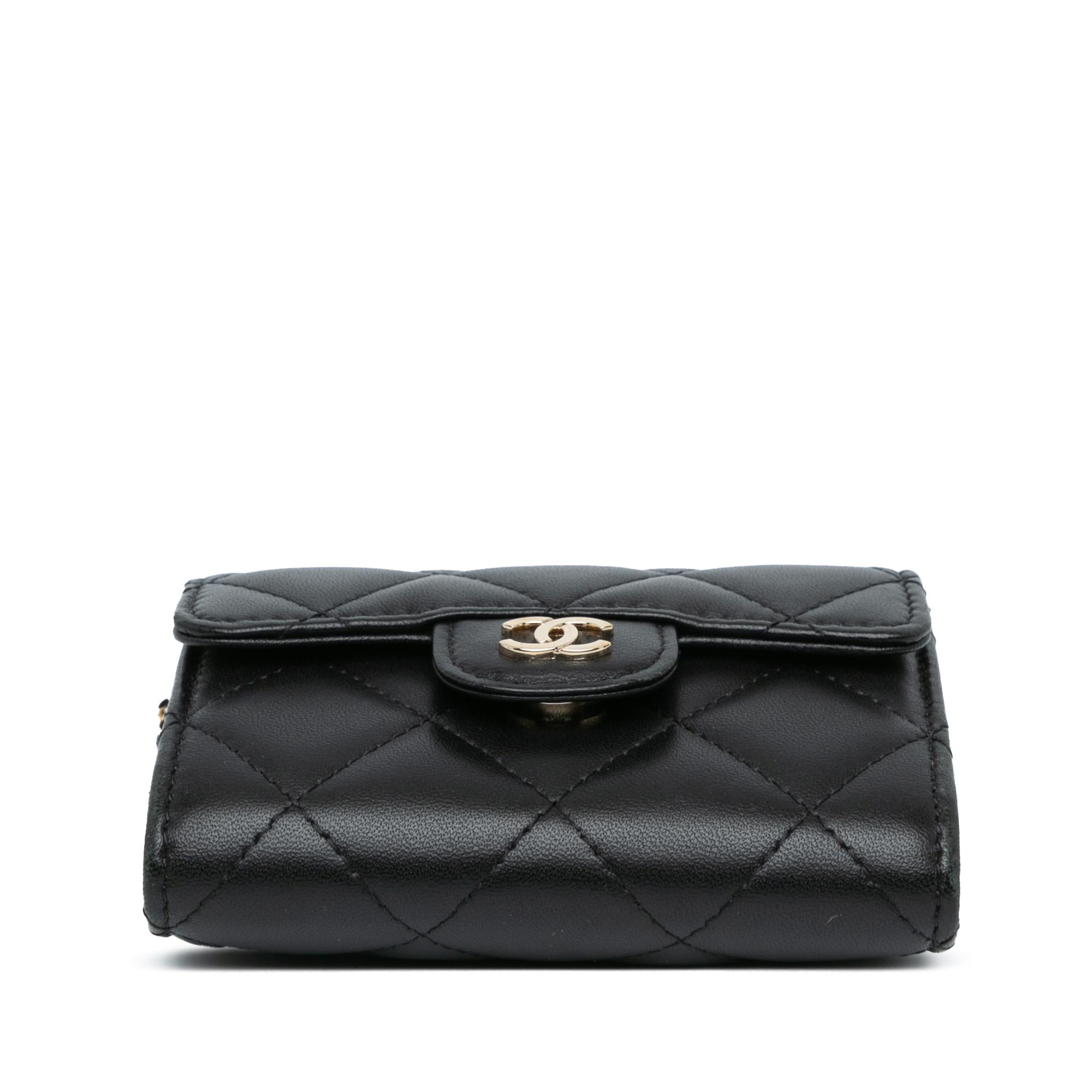 Chanel CC Quilted Lambskin Flap Card Holder On Chain (SHG-nIBnCq)