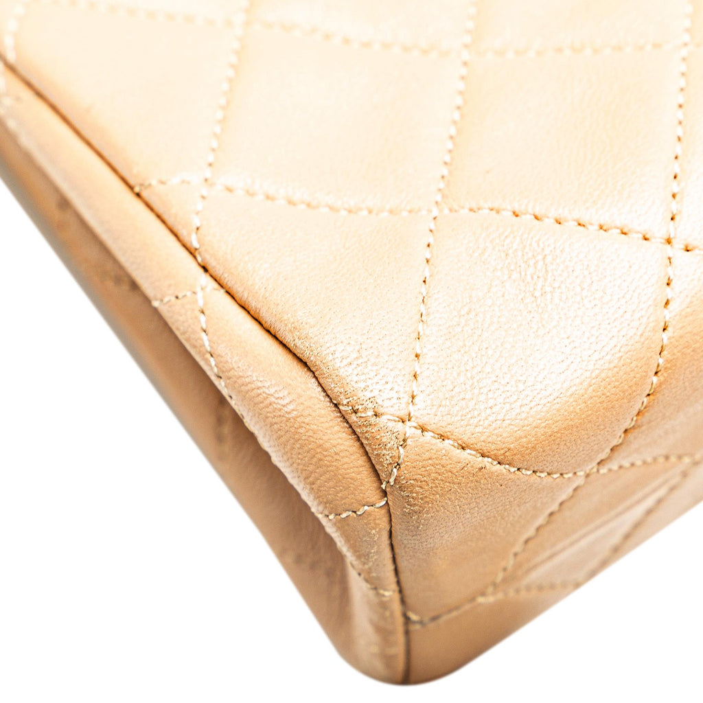 Chanel CC Quilted Lambskin Front Pocket Crossbody (SHG-m7G46D)