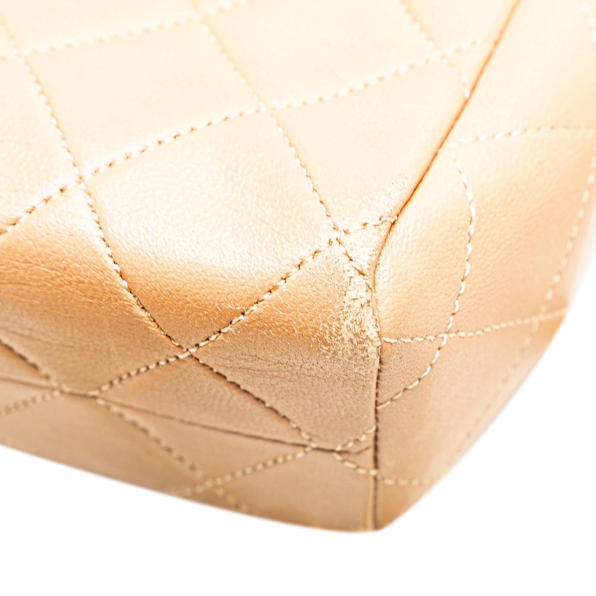 Chanel CC Quilted Lambskin Front Pocket Crossbody (SHG-m7G46D)