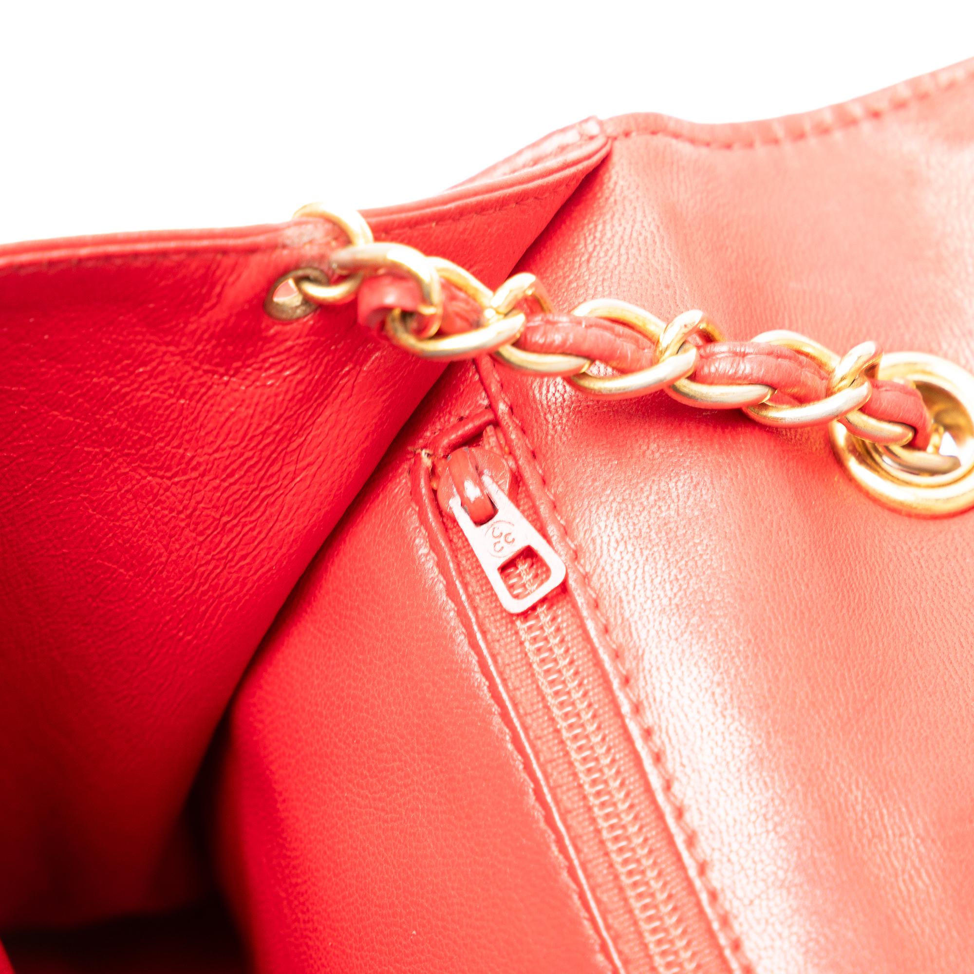 Chanel CC Quilted Lambskin Full Flap (SHG-mw6HY3)