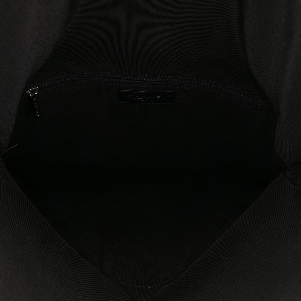 Chanel CC Quilted Lambskin Grip Clutch