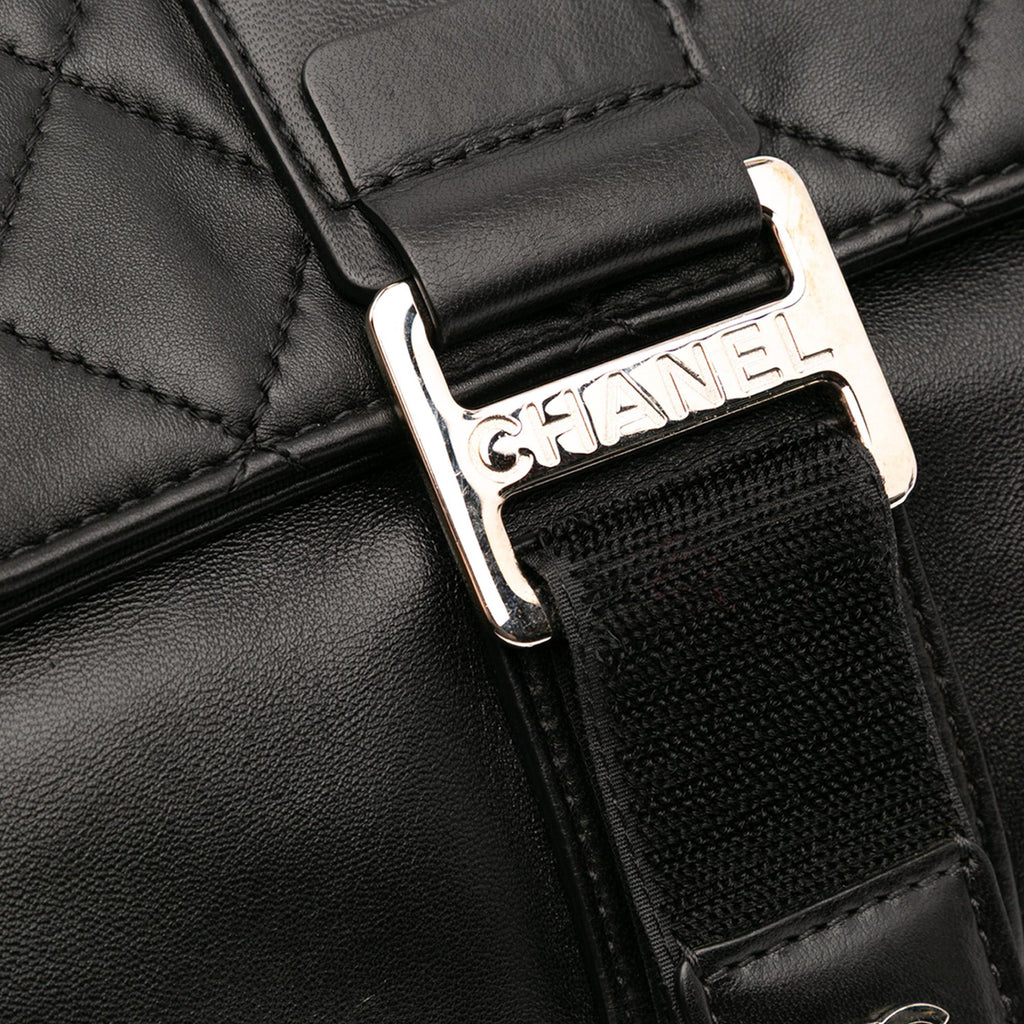 Chanel CC Quilted Lambskin Grip Clutch