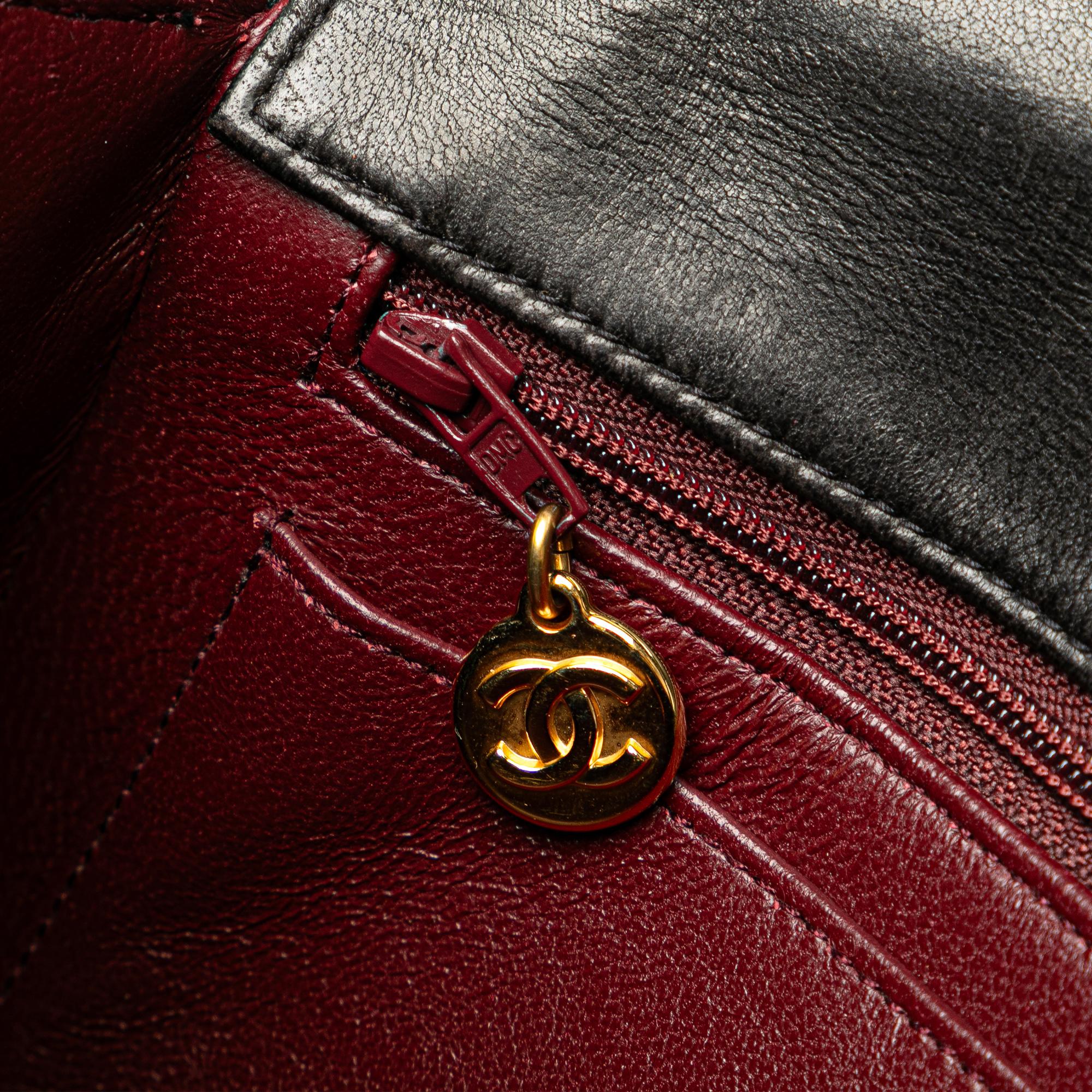 Chanel CC Quilted Lambskin Leather Handbag (SHG-xQSAxM)