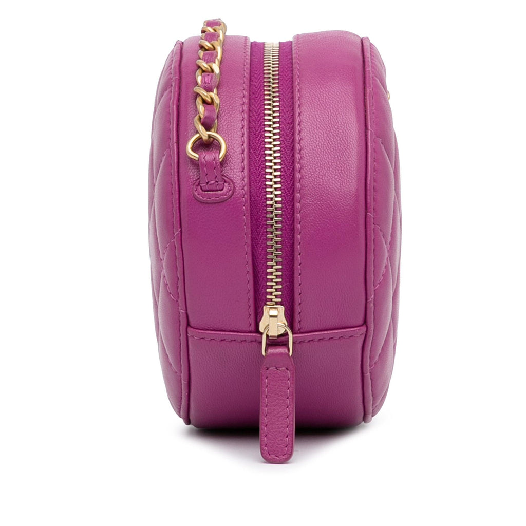 Chanel CC Quilted Lambskin Pearl Crush Round Clutch with Chain (SHG-oOV0JN)