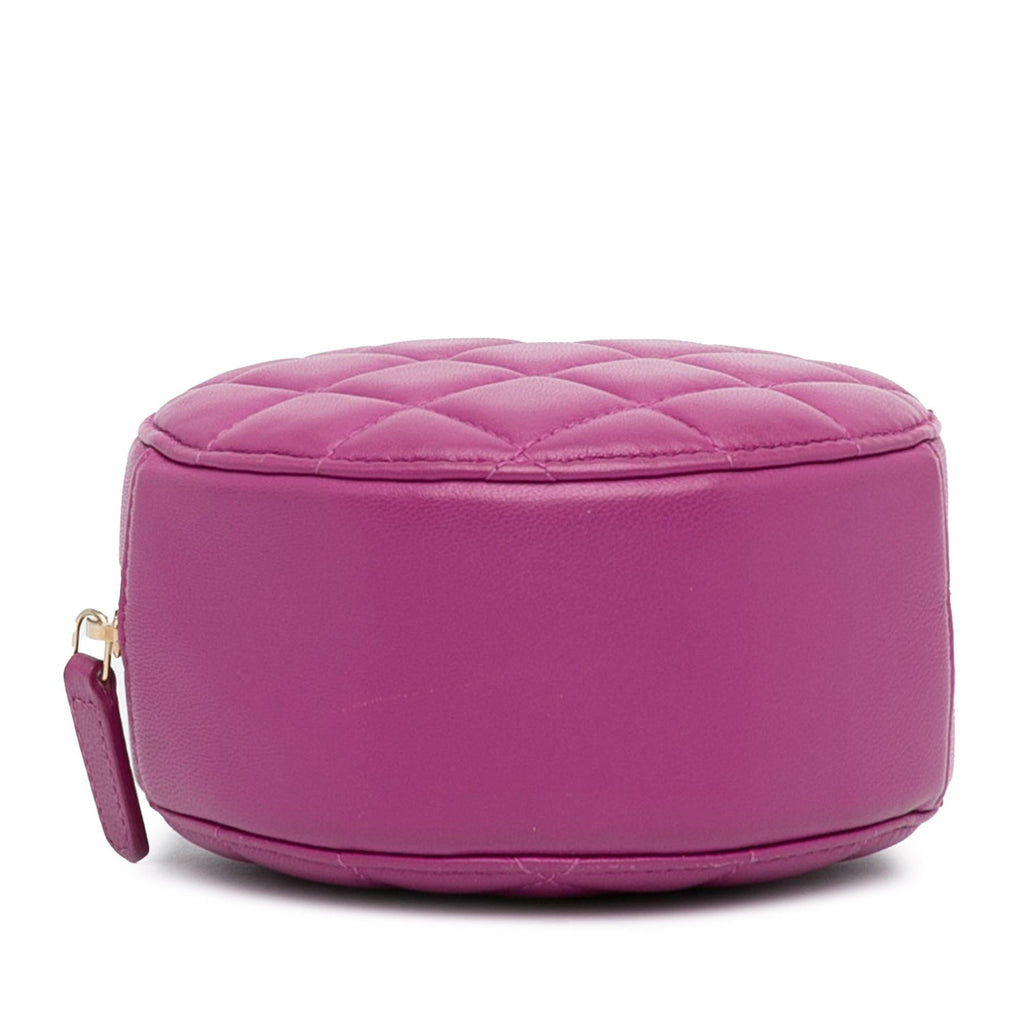 Chanel CC Quilted Lambskin Pearl Crush Round Clutch with Chain (SHG-oOV0JN)