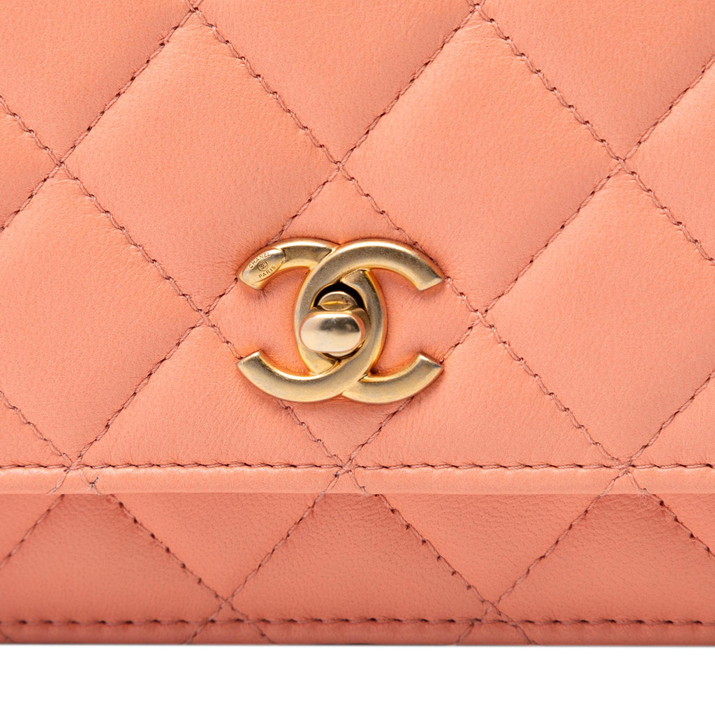 Chanel CC Quilted Lambskin Pearl Crush Wallet On Chain