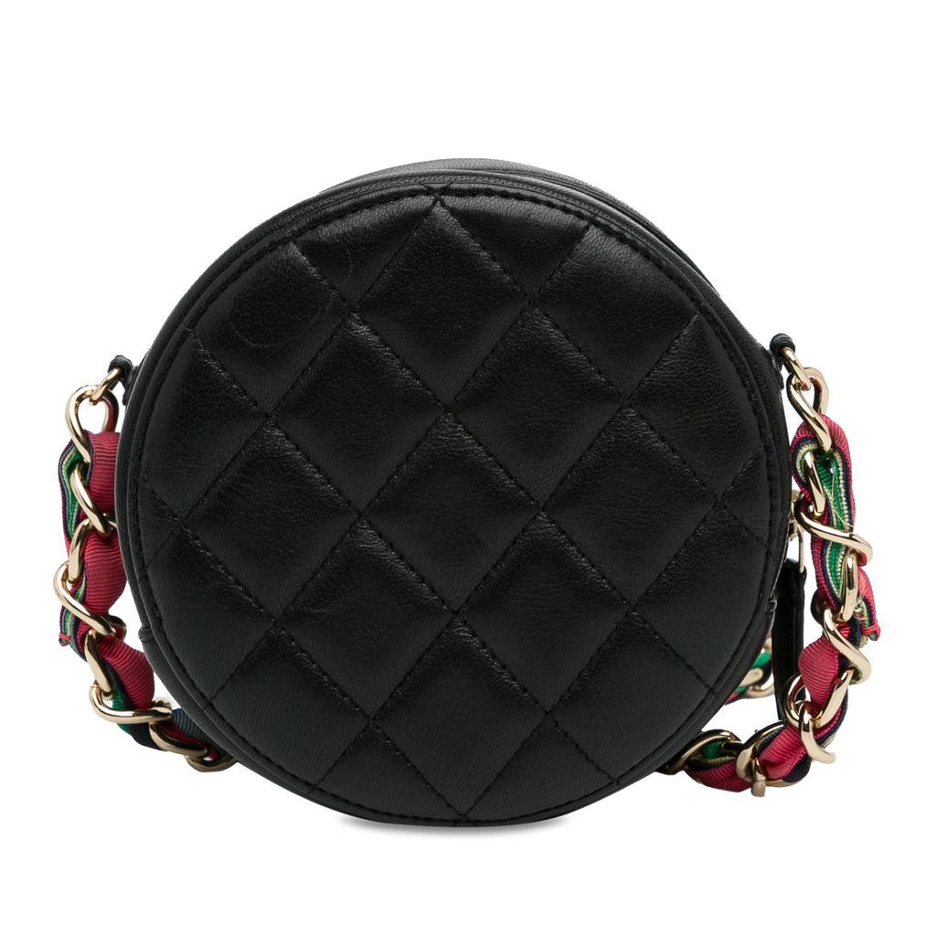 Chanel CC Quilted Lambskin Ribbon Round Clutch With Chain (SHG-oOGi2u)