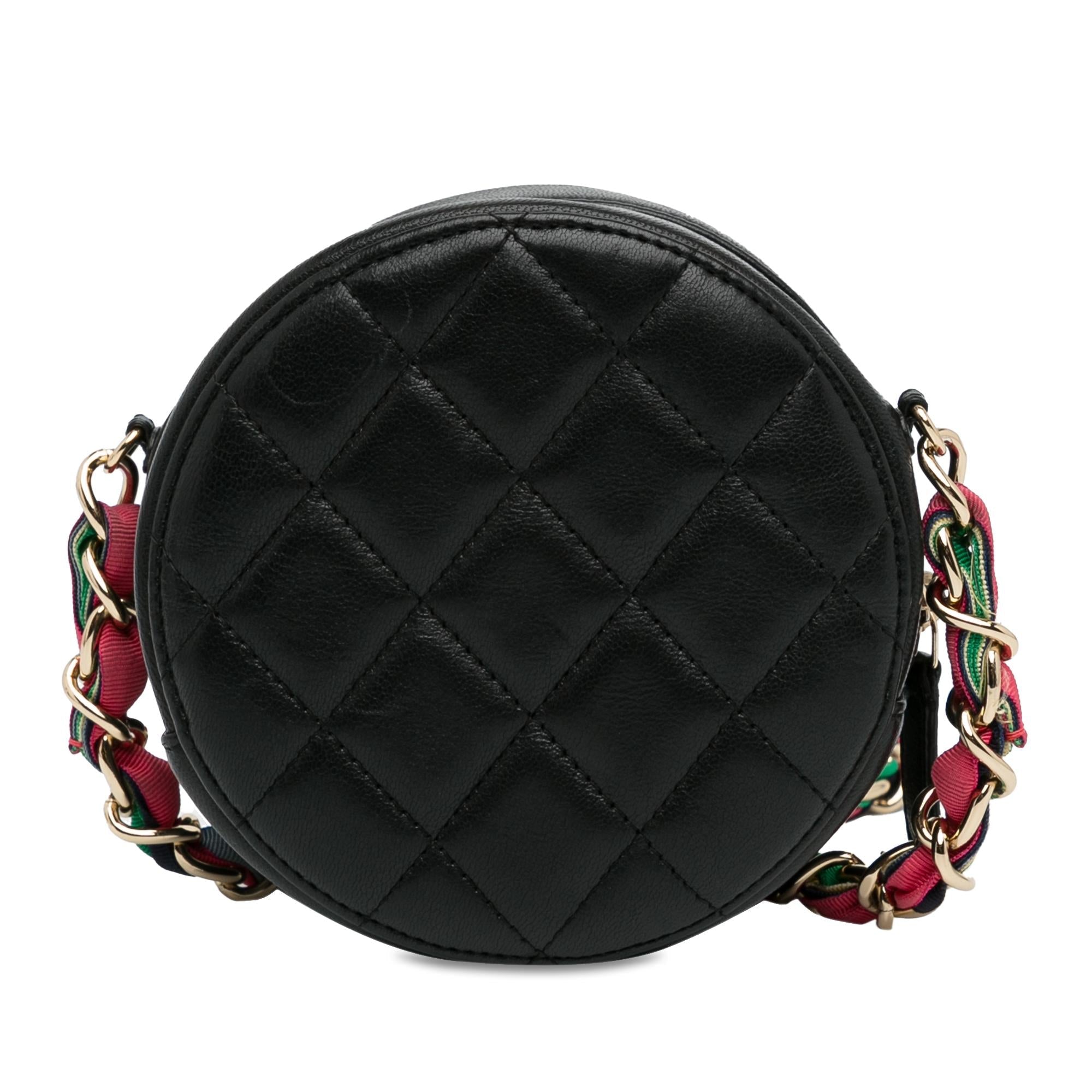 Chanel CC Quilted Lambskin Ribbon Round Clutch With Chain (SHG-oOGi2u)