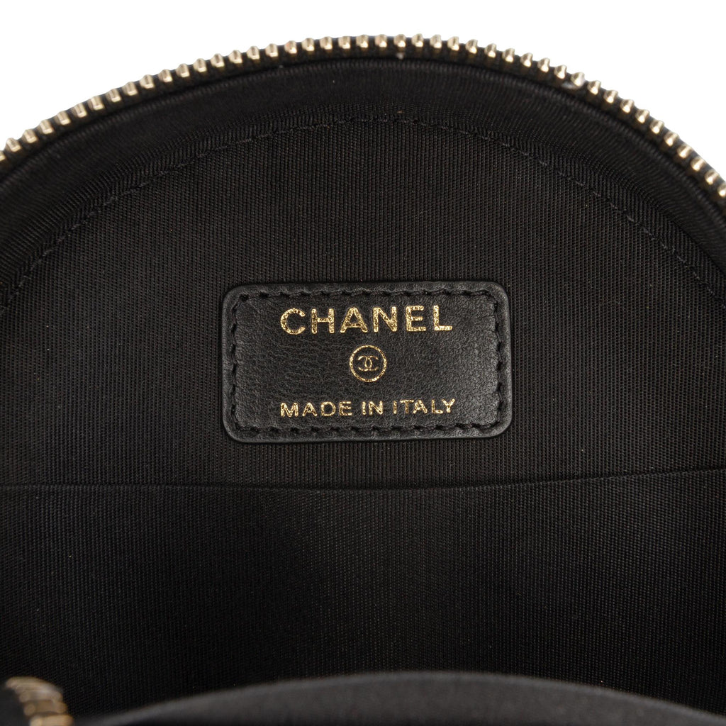 Chanel CC Quilted Lambskin Ribbon Round Clutch With Chain