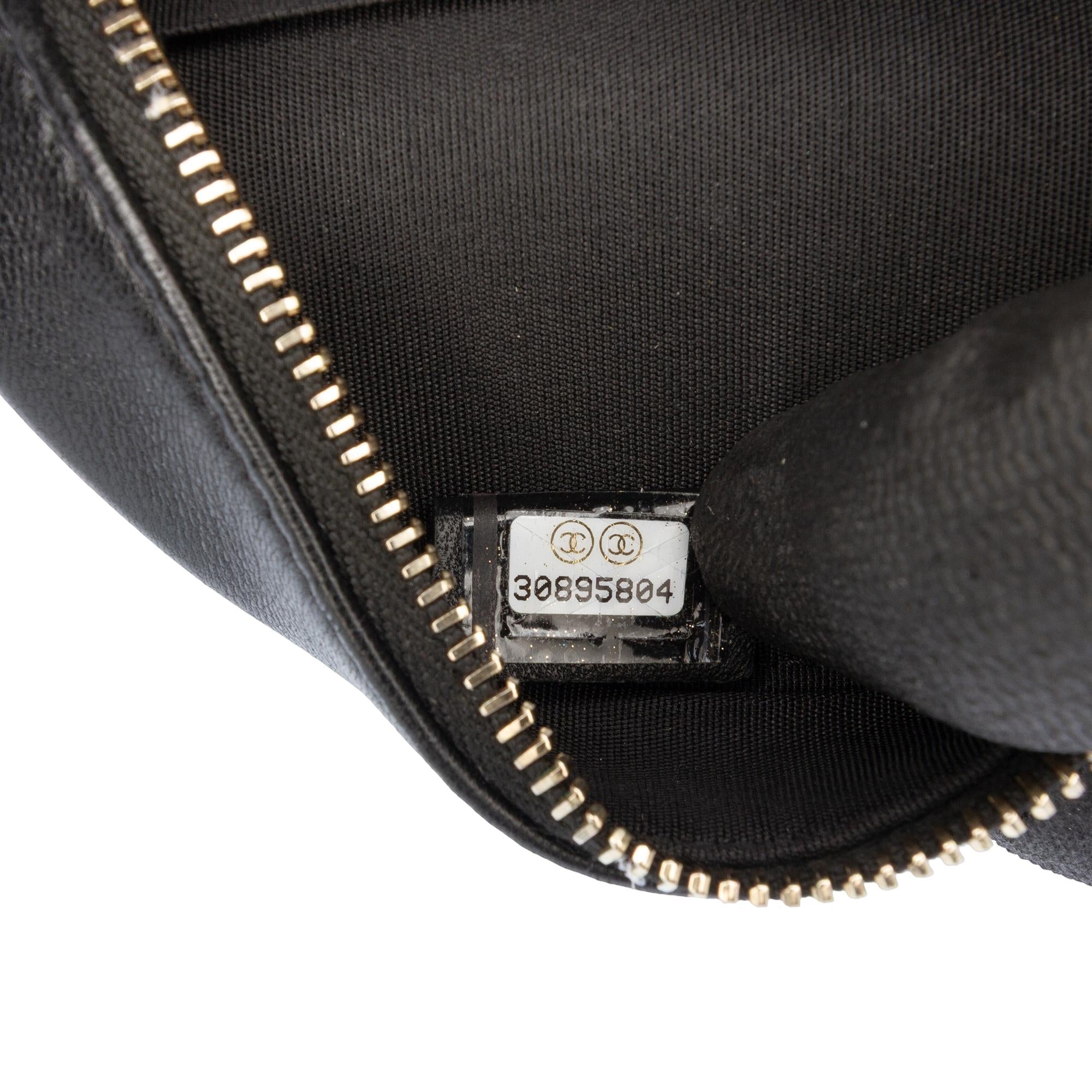 Chanel CC Quilted Lambskin Ribbon Round Clutch With Chain
