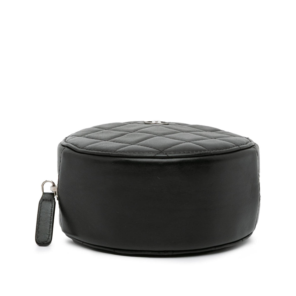 Chanel CC Quilted Lambskin Round Clutch with Chain