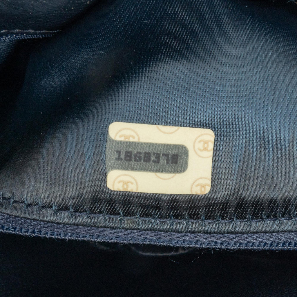 Chanel CC Quilted Lambskin Tassel Camera Bag (SHG-P5tGZz)