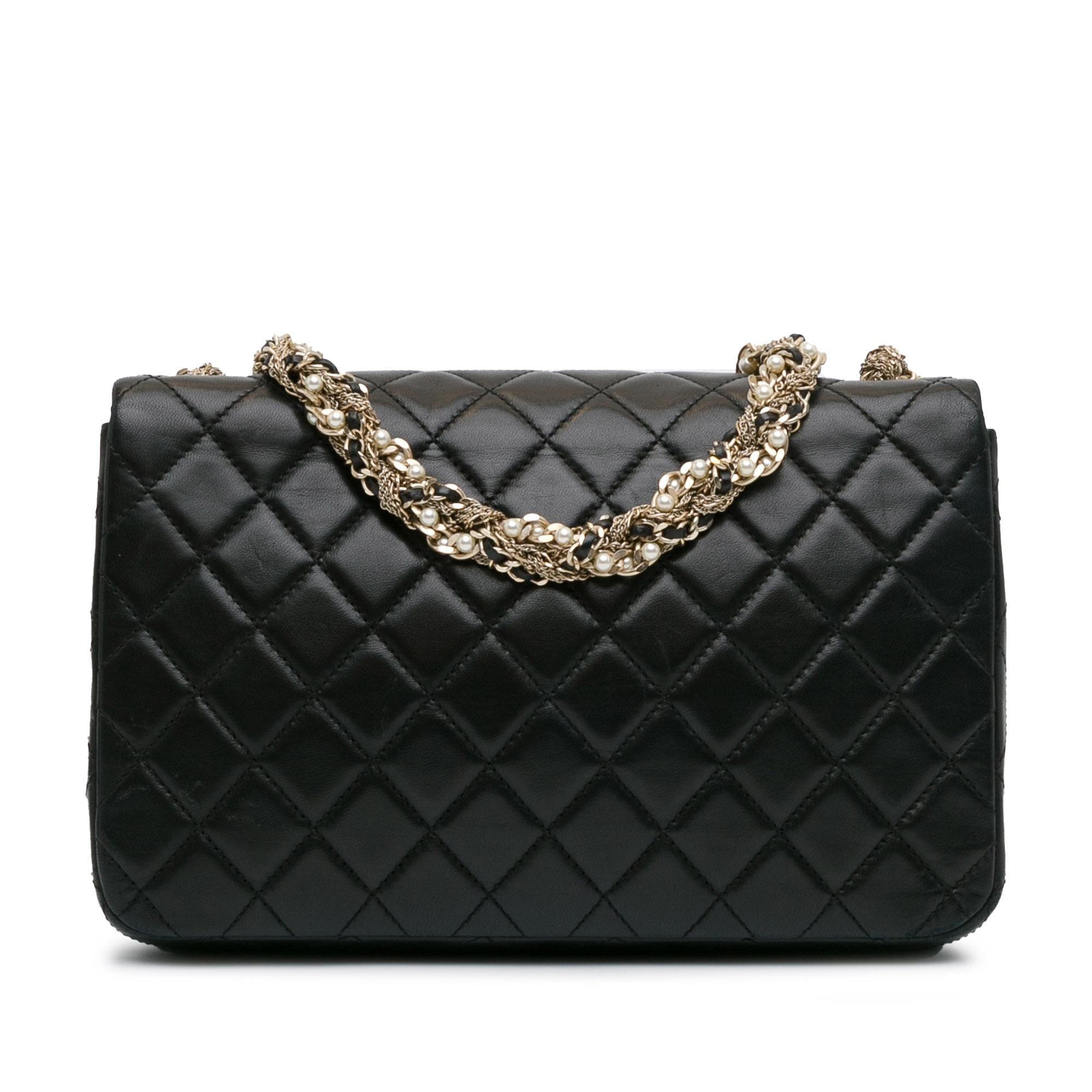 Chanel CC Quilted Lambskin Westminster Pearl Flap (SHG-gi93nx)