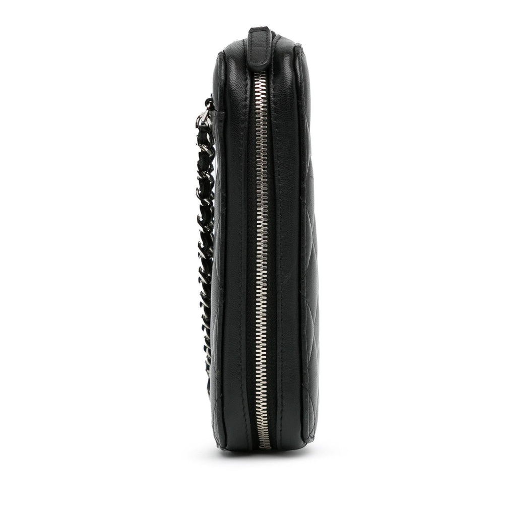 Chanel CC Quilted Lambskin Zip Phone Case (SHG-6GbcPW)