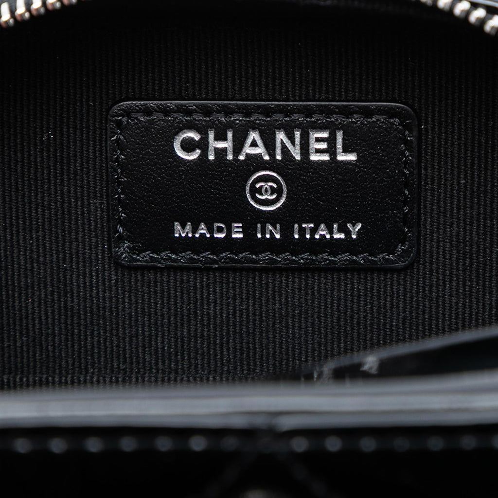 Chanel CC Quilted Patent Diamond Resin Clutch With Chain