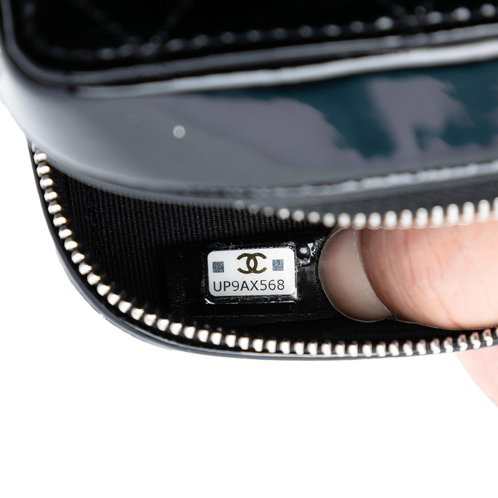 Chanel CC Quilted Patent Diamond Resin Clutch With Chain