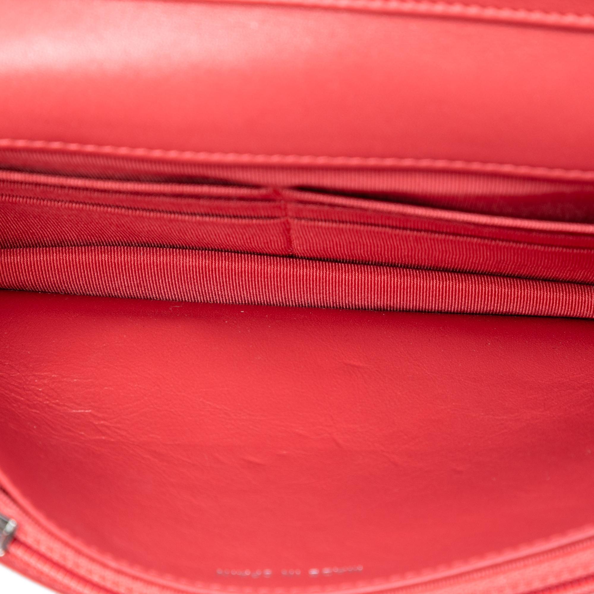 Chanel CC Quilted Patent Incognito Wallet On Chain