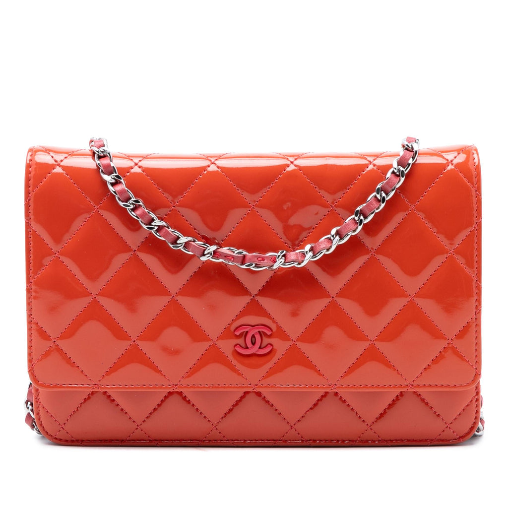 Chanel CC Quilted Patent Incognito Wallet On Chain
