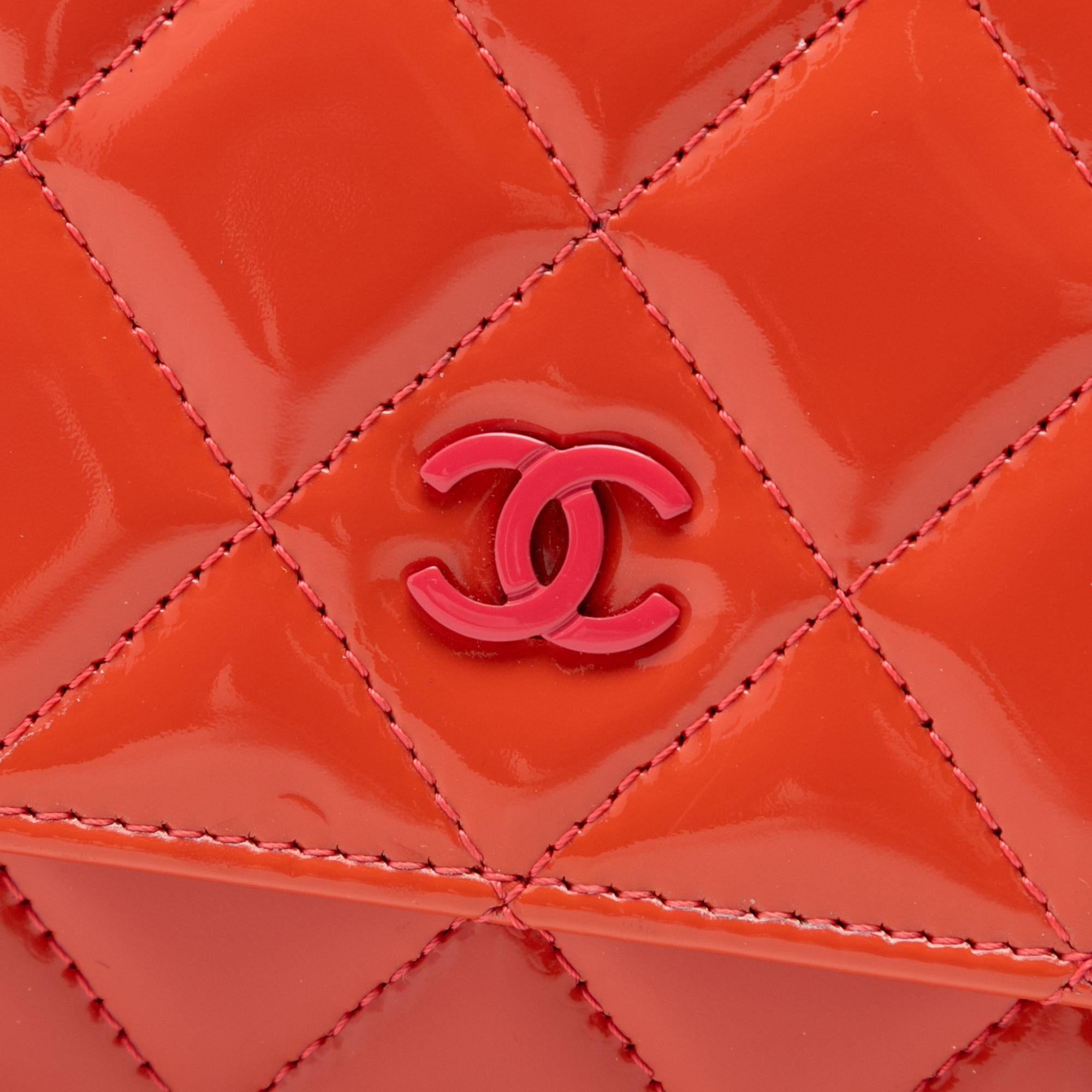 Chanel CC Quilted Patent Incognito Wallet On Chain