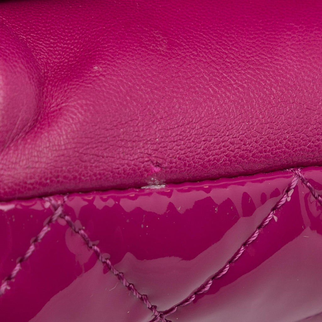 Chanel CC Quilted Patent Leather Crossbody Bag (SHG-g7XOp3)