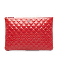 Chanel CC Quilted Patent Leather O Case (SHG-b3vxmg)