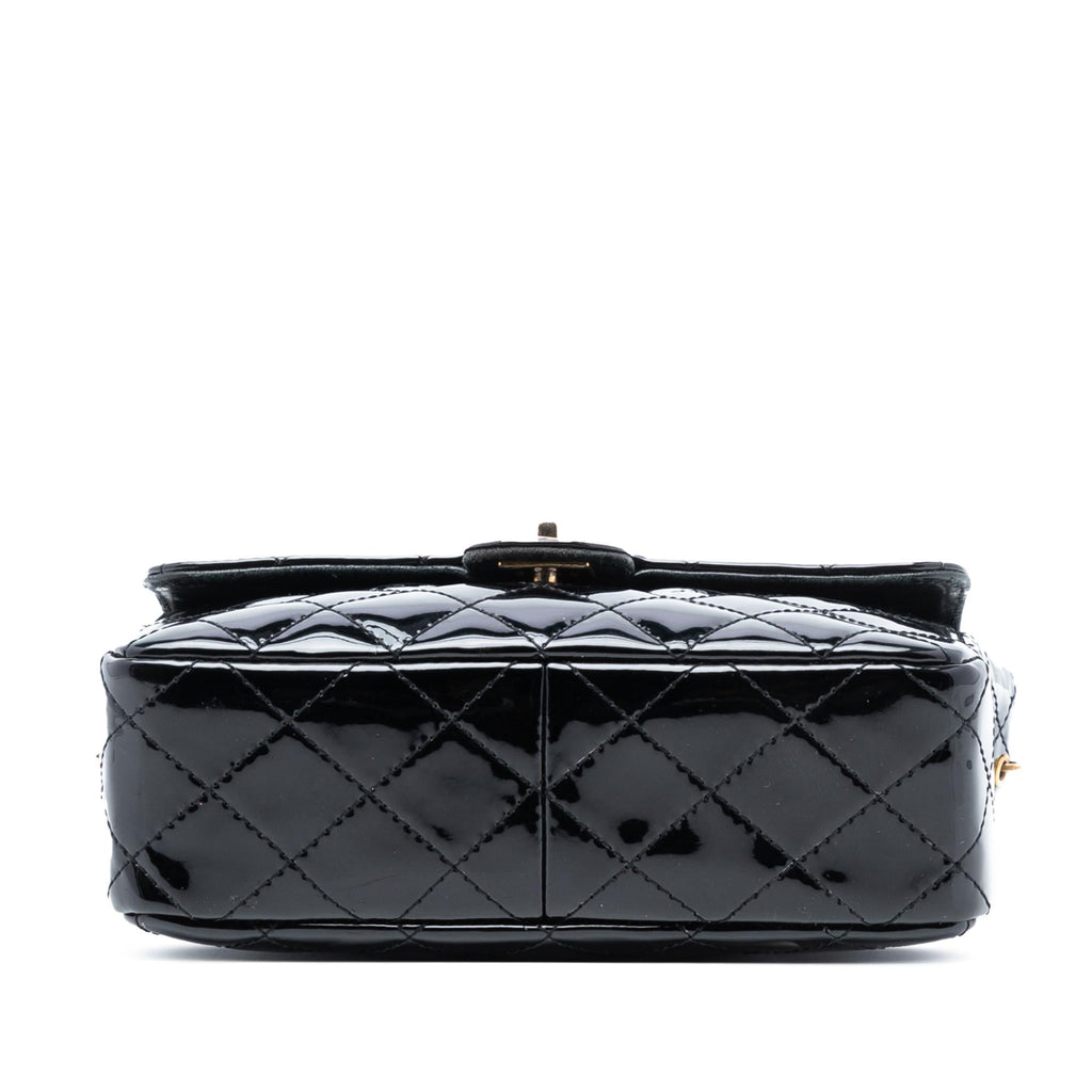 Chanel CC Quilted Patent Straight Single Flap