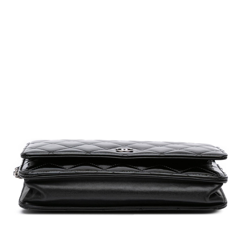 Chanel CC Quilted Patent Wallet On Chain