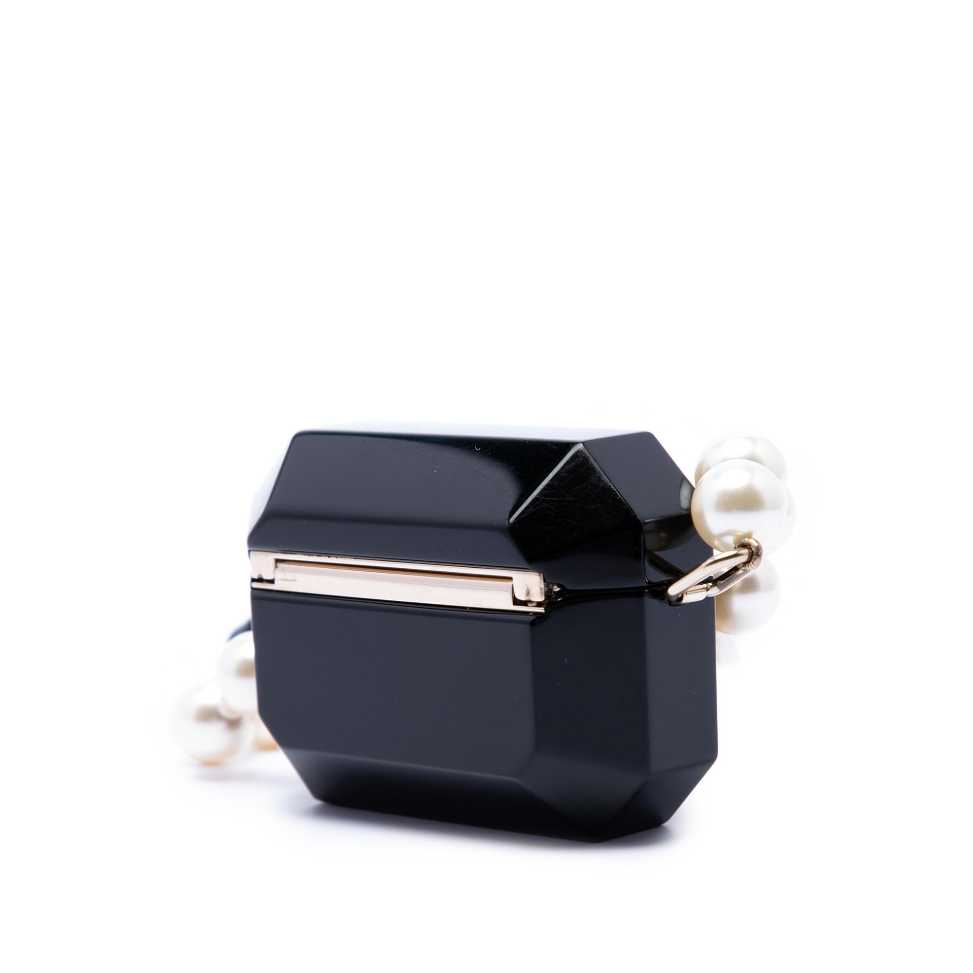 Chanel CC Resin Crystal Faux Pearl Airpods Pro Holder Necklace Bag