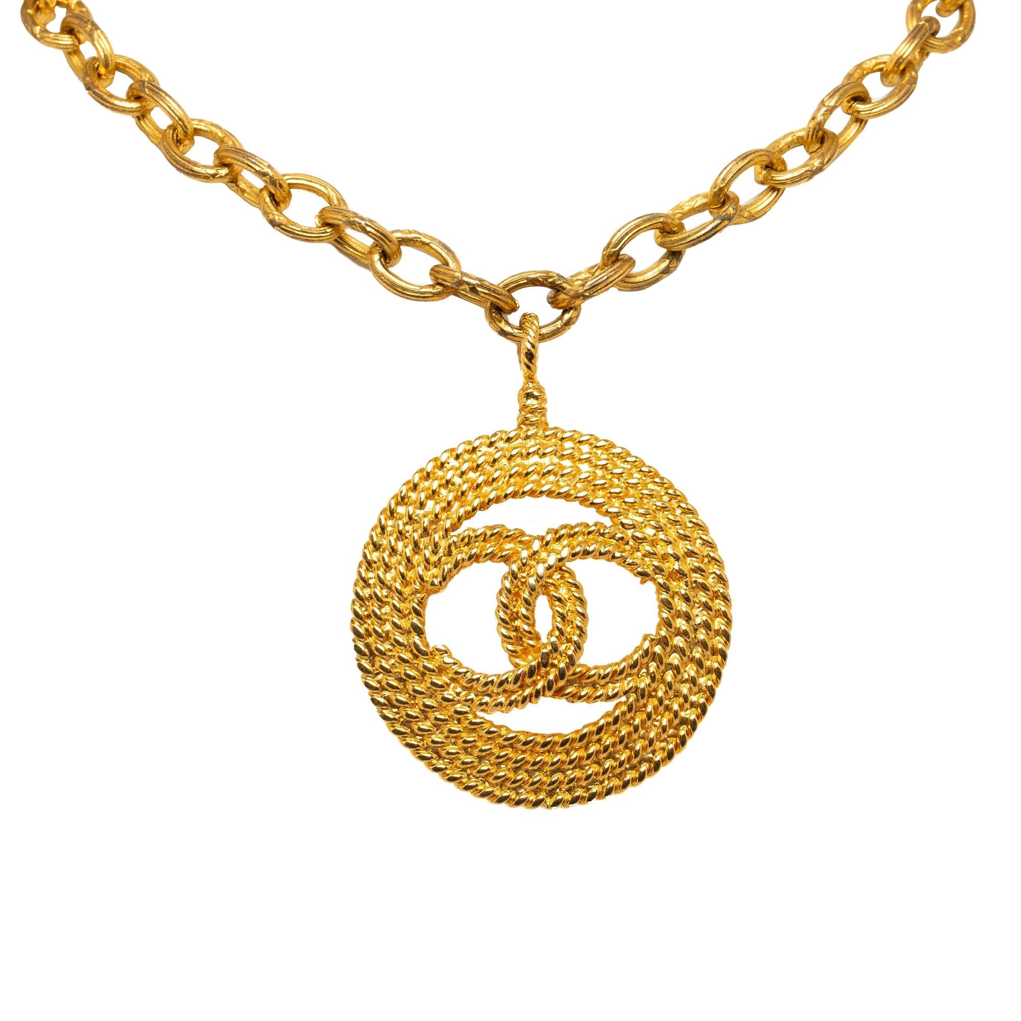 Chanel CC Round Pendant Necklace (SHG-lDIfMU)