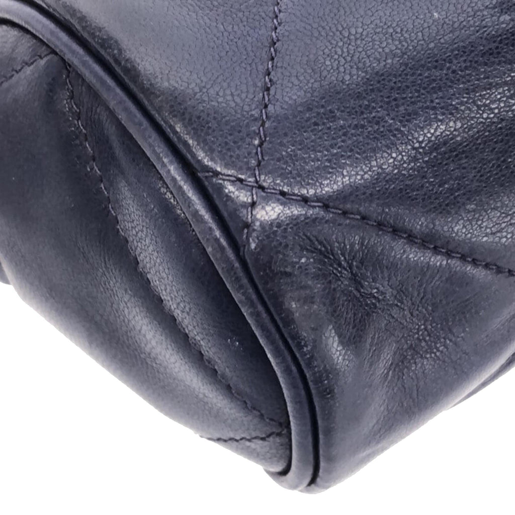 Chanel CC Tassel Lambskin Leather Shoulder Bag (SHG-DJNDFs)
