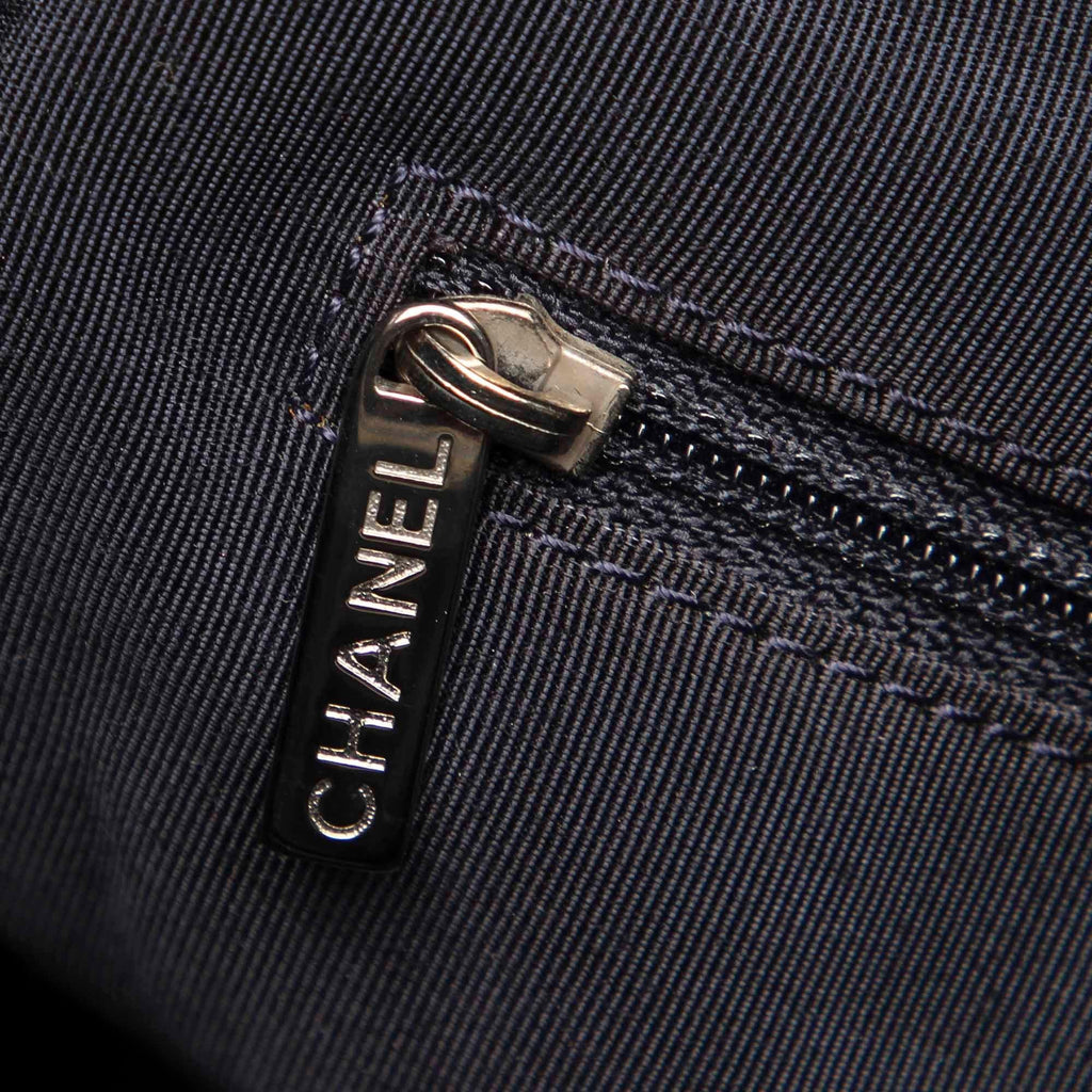 Chanel CC Timeless Shoulder Bag (SHG-25168)