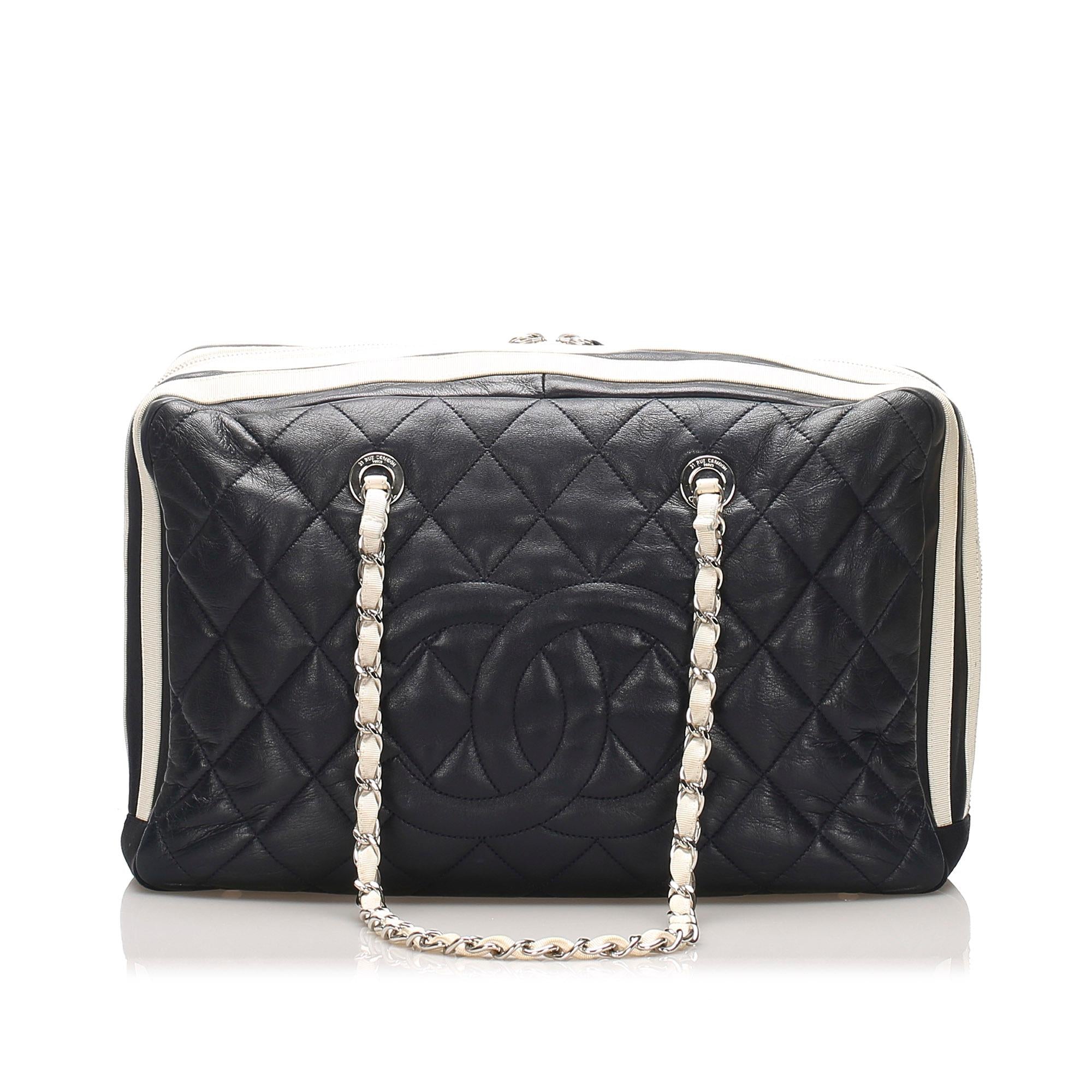 Chanel CC Timeless Shoulder Bag (SHG-25168)