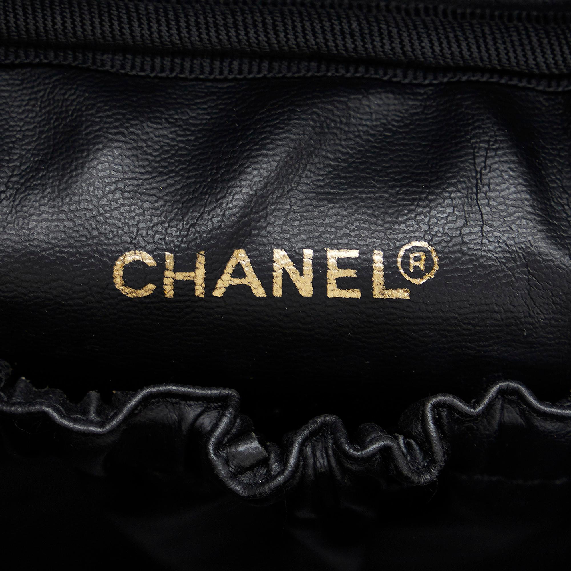 Chanel CC Vanity Bag (SHG-uMnXe2)