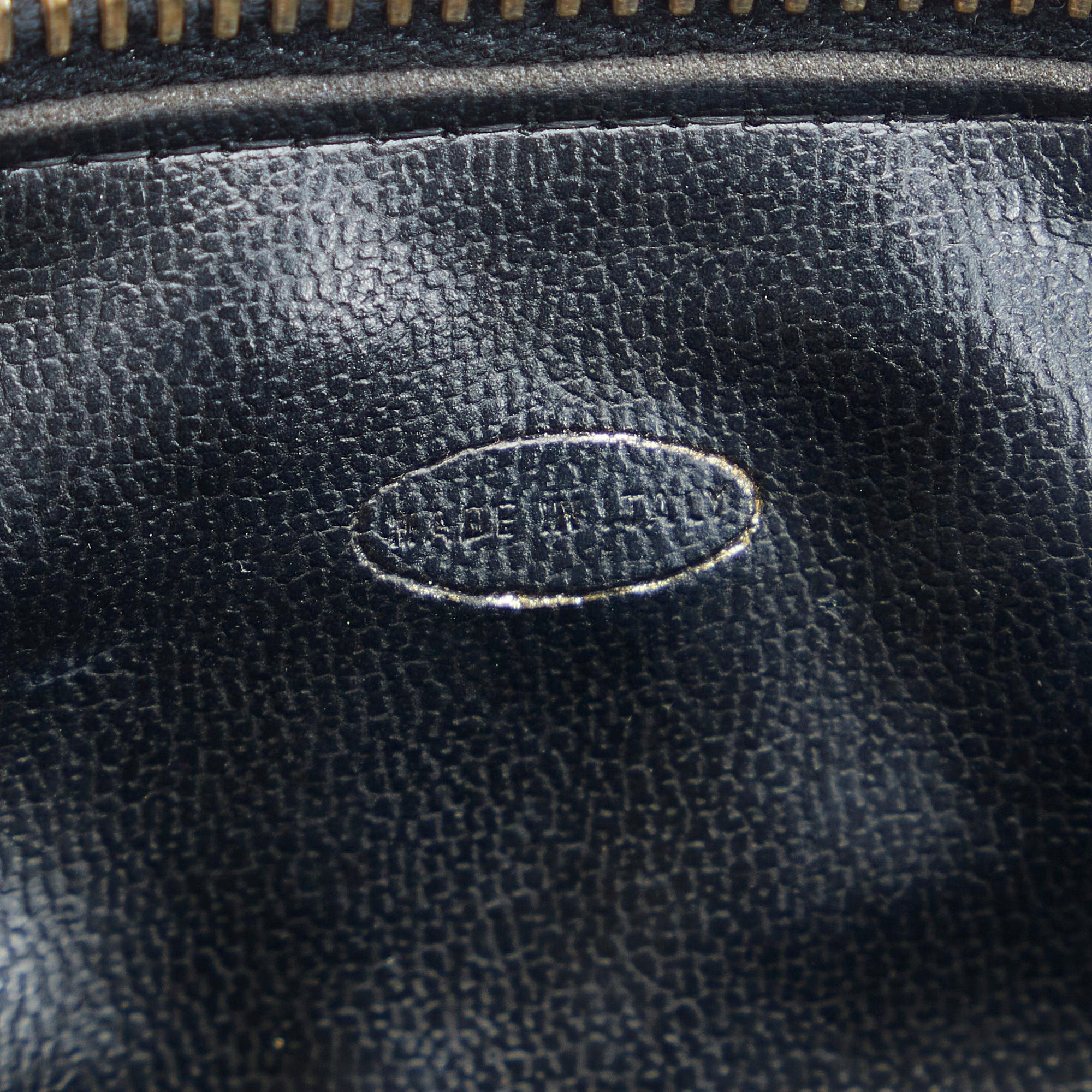 Chanel CC Vanity Bag (SHG-lyCpfq)