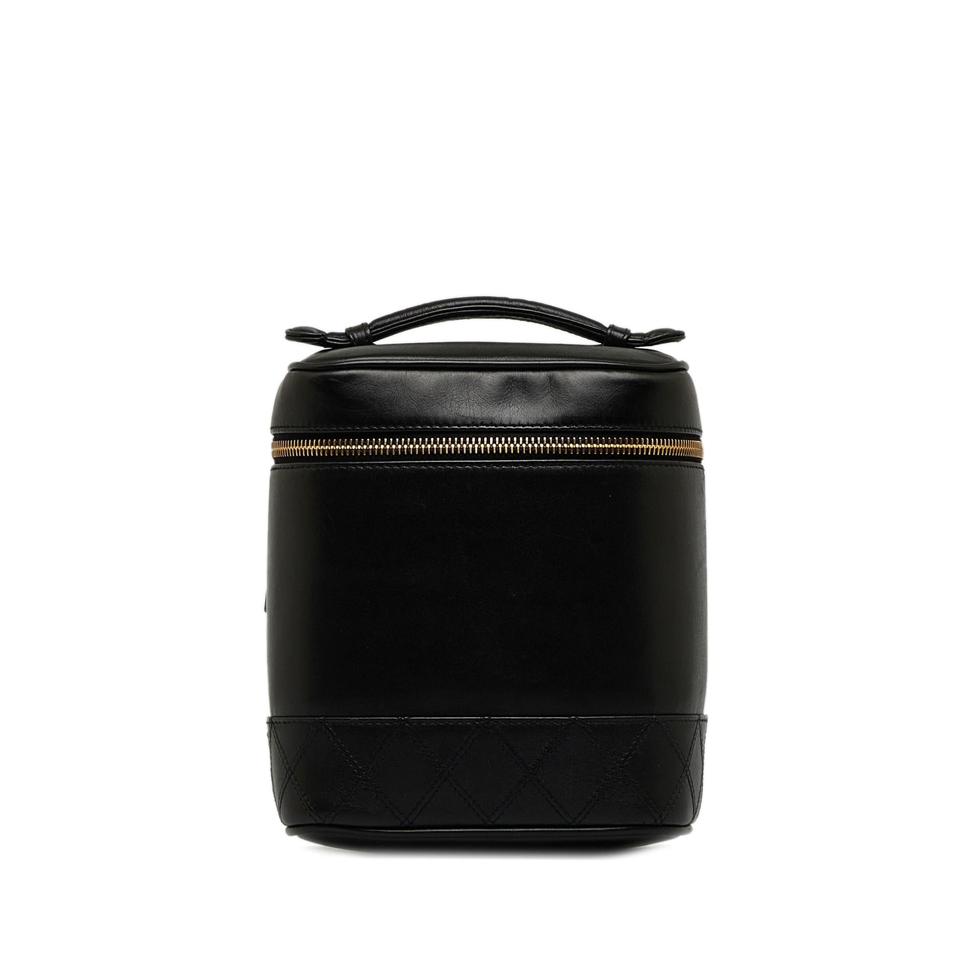 Chanel CC Vanity Bag (SHG-7Cp7ki)