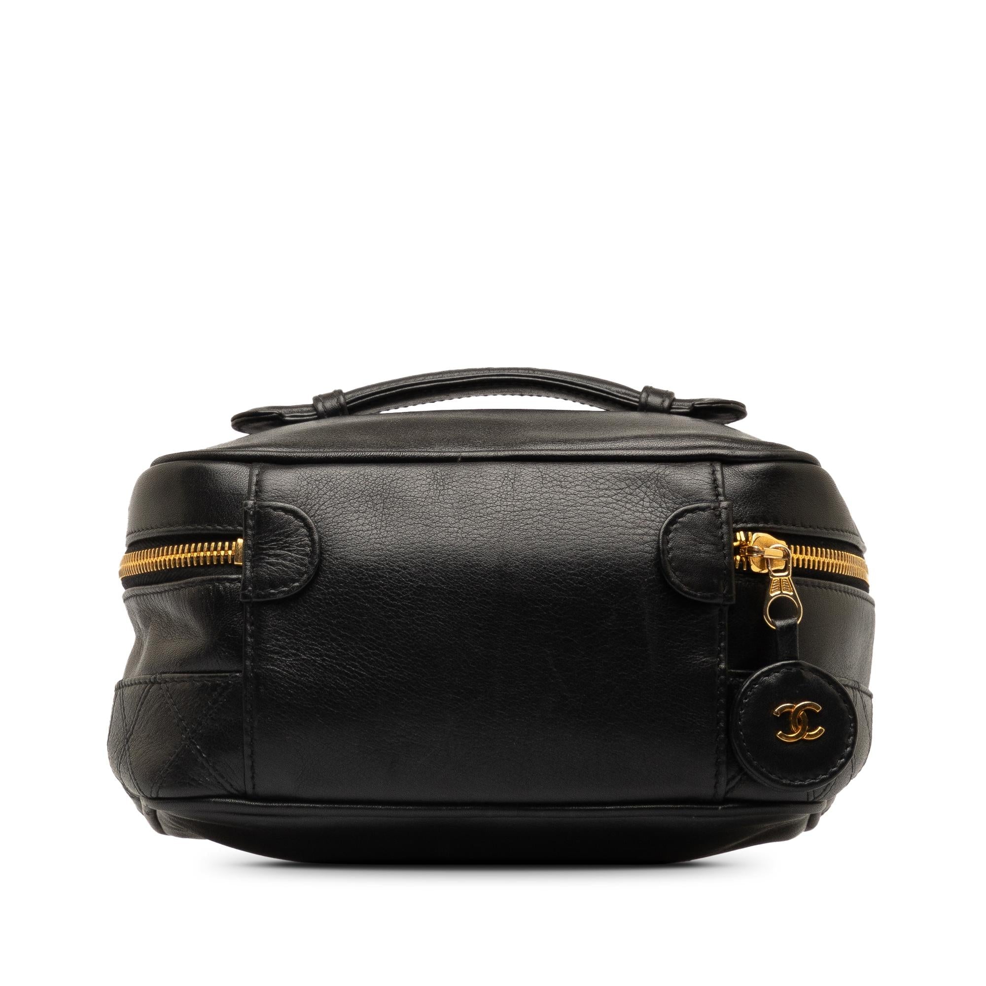 Chanel CC Vanity Bag (SHG-MBpiH3)