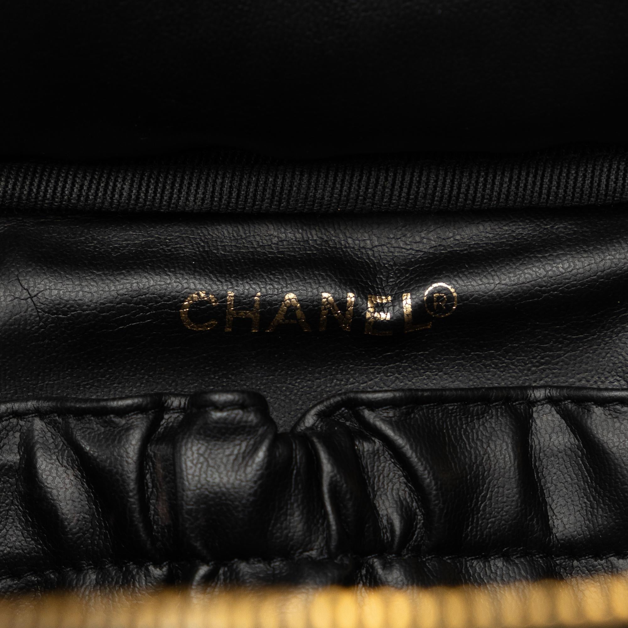 Chanel CC Vanity Bag (SHG-MBpiH3)