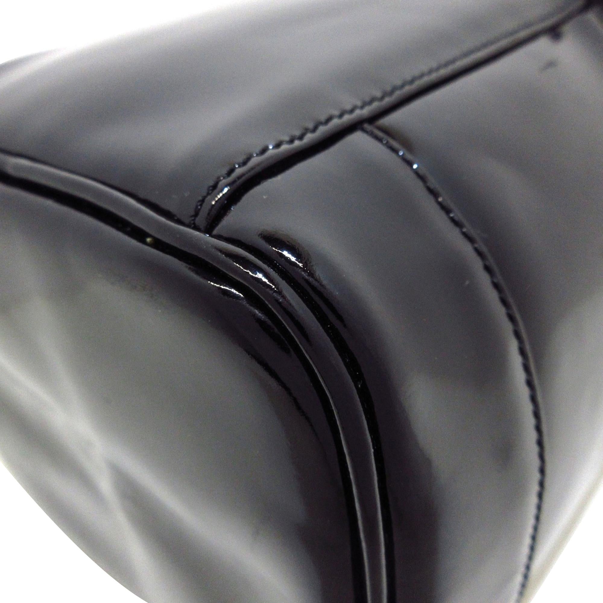 Chanel CC Vanity Bag (SHG-06DIN7)
