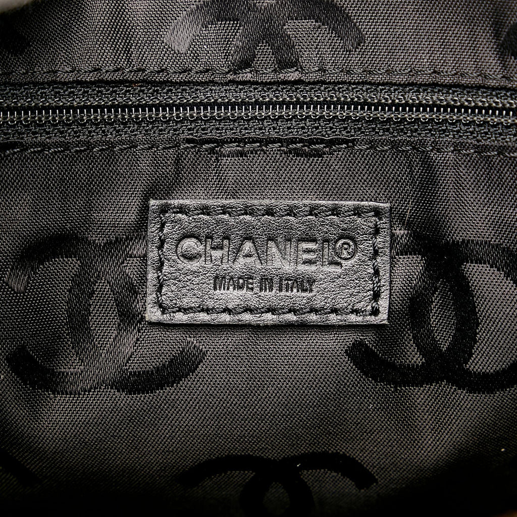 Chanel CC Wild Stitch Handbag (SHG-Dj8rWv)