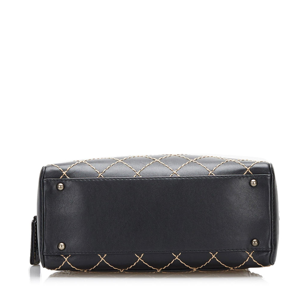 Chanel CC Wild Stitch Handbag (SHG-GrcvzM)